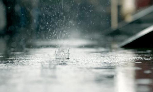 下雨的有意境的短句子 适合雨天细细品味